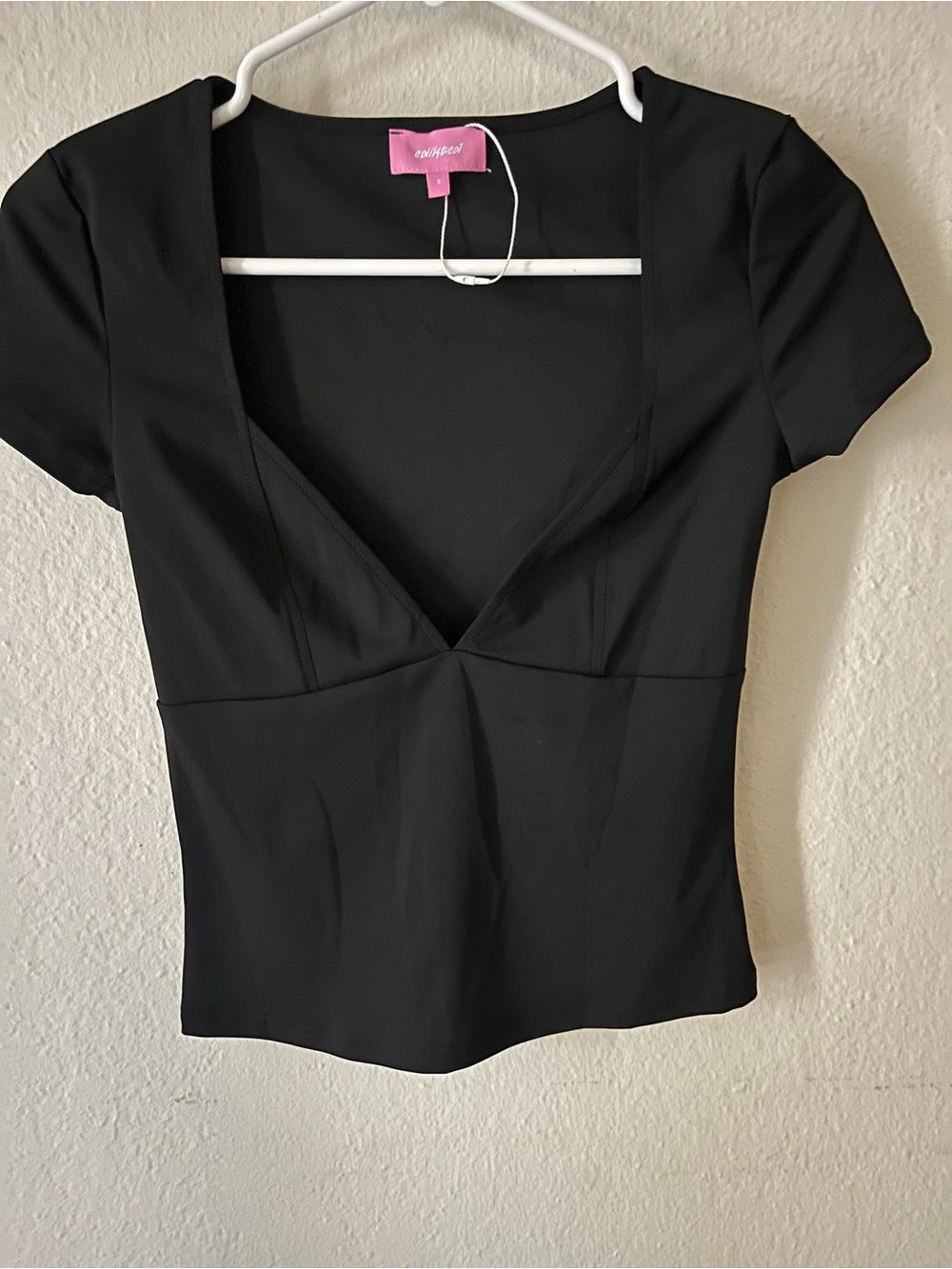 Edikted Black Short Sleeve V-Neck Top